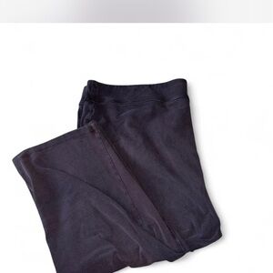 Black Knee Length Leggings